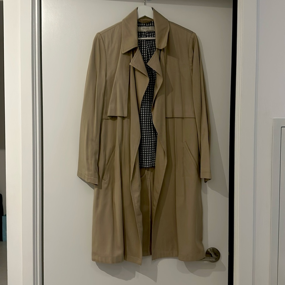 Zara Trench 
Size L
New never worn 
With belt